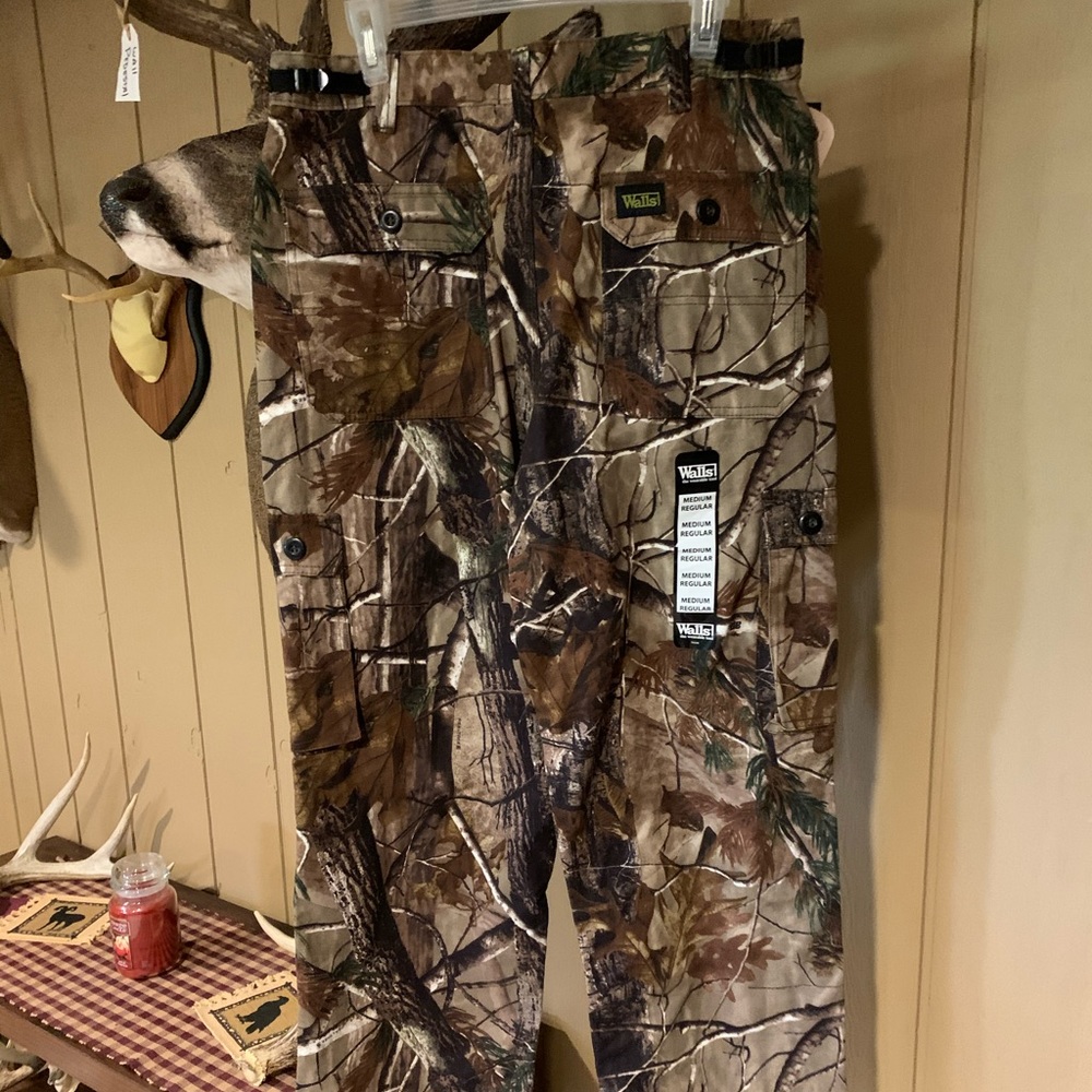Never worn.